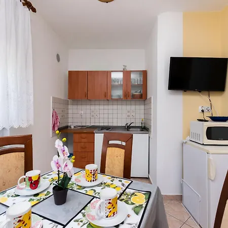Antun M Apartment *