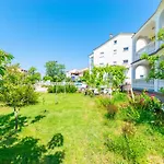 Antun M Appartement Lopar